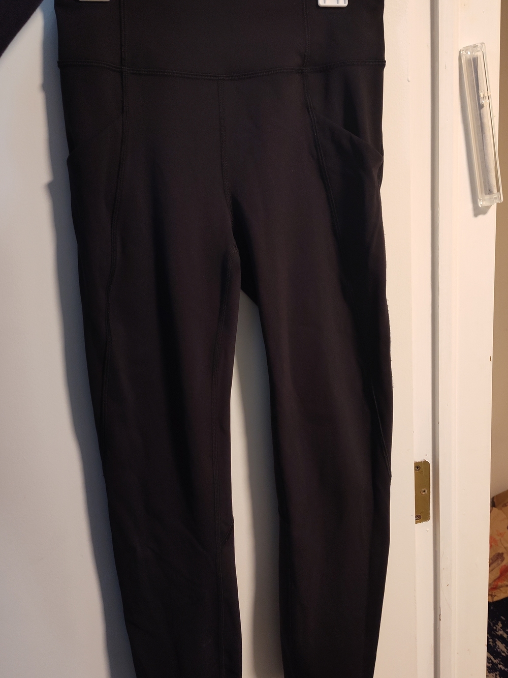 Lululemon Black 3/4 Leggings -size 4